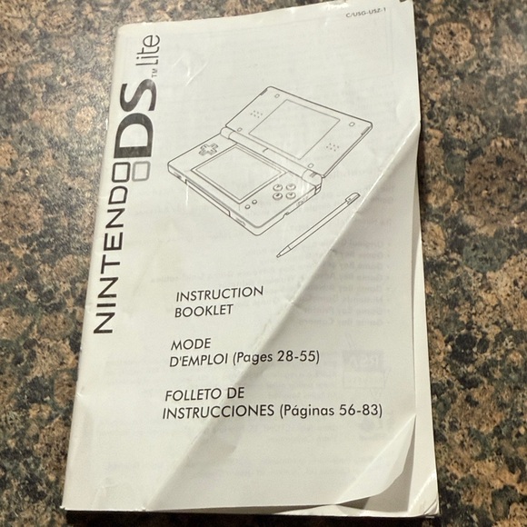 Nintendo DS Lite Rose Gold Handheld Gaming Console Game, Charger, Case, Stylus - Picture 9 of 13